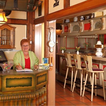 Hotel Schinderhannes ヴァイスキルヒェン エクステリア 写真