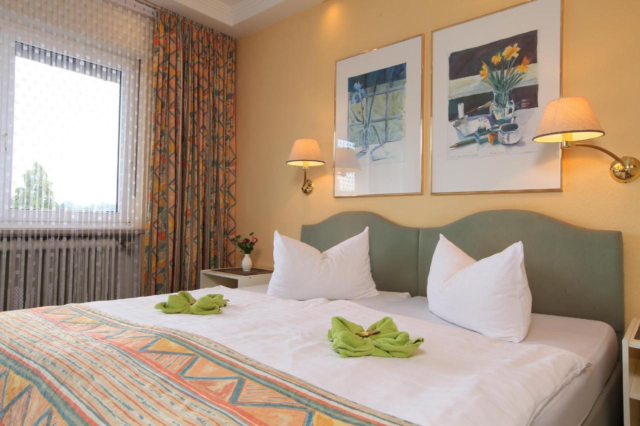 Hotel Schinderhannes ヴァイスキルヒェン エクステリア 写真
